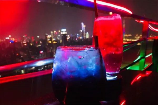 广州十大热门酒吧:Space plus酒吧上榜,第六是“空中酒吧”