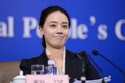 中国外交部“四大美女”翻译官,她们各自有着怎样的成长故事?