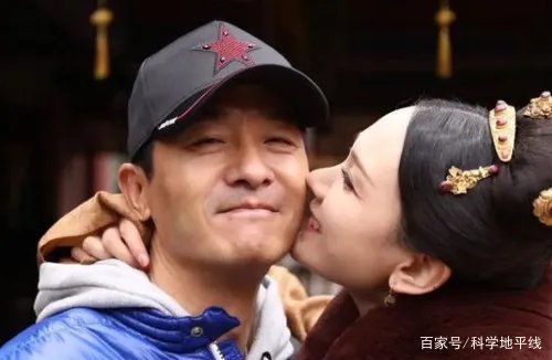 程莉莎深夜回怼网友太尴尬,郭晓东说了什么?