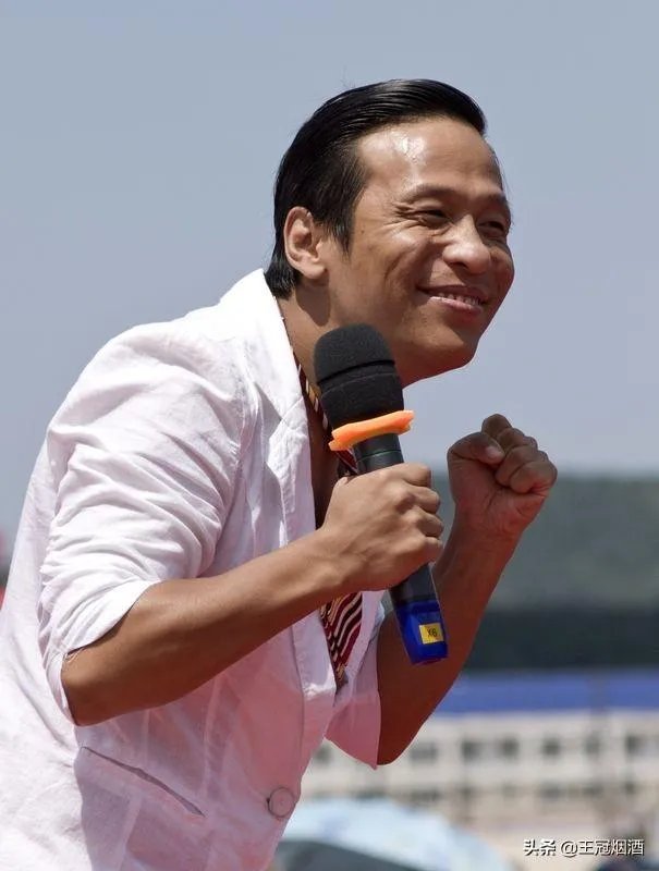 沈腾在《欢乐喜剧人》为什么可以打败宋小宝?