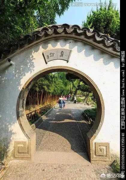 上联:戏演古今情,善恶忠奸收眼底,请对下联?