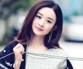 官方辟谣赵丽颖捐赠的物资被整箱扔掉,当事人对此是如何回应的?