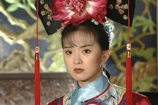 何猷君备大礼奖励奚梦瑶,娱乐圈母凭子贵的明星还有哪些?