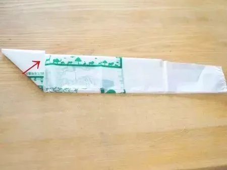 你扔的每一个塑料袋,都会回到你的餐桌上