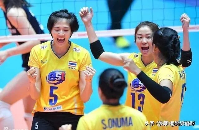 战胜中国女排之后,泰国女排教练达奈一脸平静的样子,显得并不兴奋,这是怎么一回事?