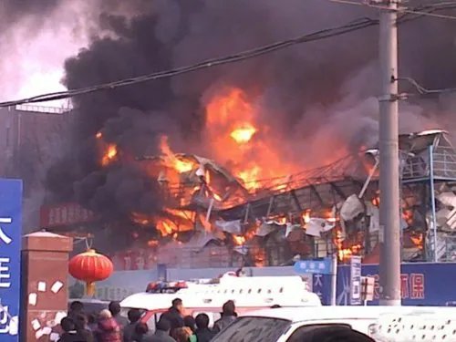 墨西哥首都地铁枢纽发生火灾,这样的意外事故通常是什么引起的?
