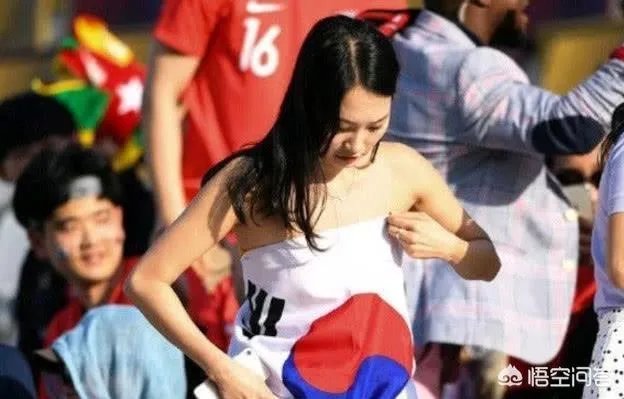 对于韩国队被卡塔尔一剑封喉输了,韩国球迷说韩国队和中国队一样丢人,你怎么看?