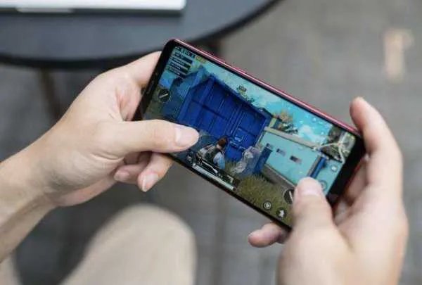 妻子打游戏花光家里50万,游戏怎么这么迷惑人?