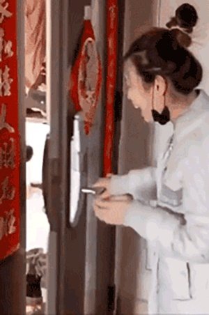 狗狗可以有多粘人?