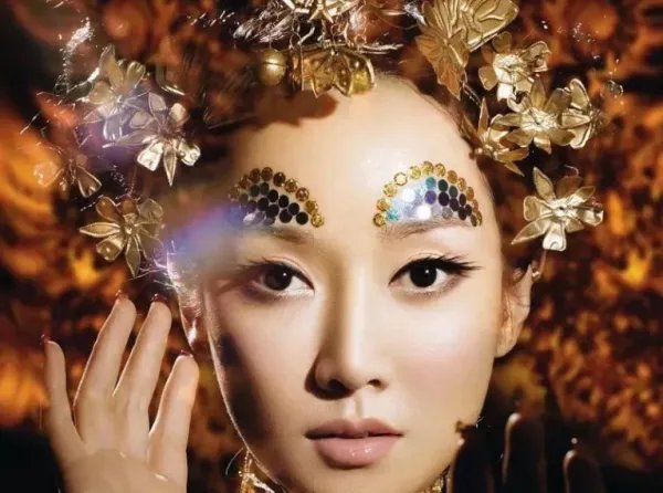 她从名字到血统都是造假，她被金星“撕”后淡出圈再复出人气低迷，她是谁？