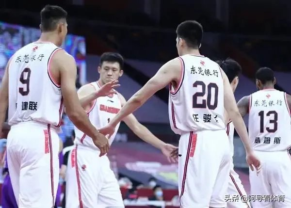 7月16日,广东男篮VS广厦男篮,师徒见面比赛看点如何?杜锋能否拿到二十六连胜?