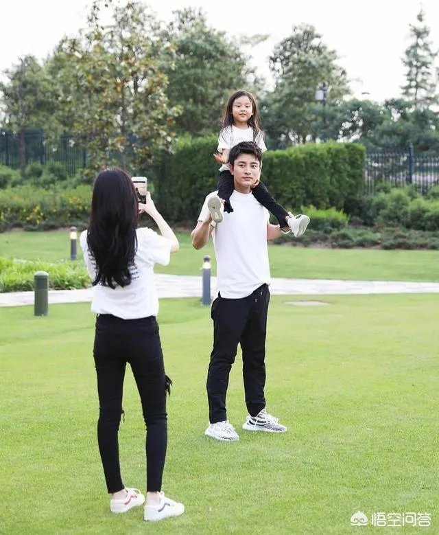 李小璐和贾乃亮有复合的可能吗?