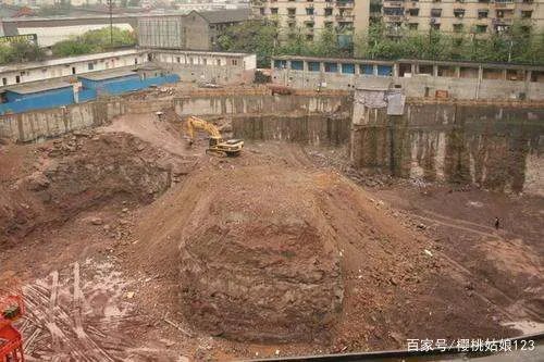 长沙最牛钉子户房屋拆除,获赔350万,是不是坚持的时间越久获赔越多?