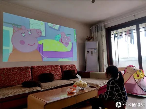 坚果G7评测:没时间带孩子去电影院?在家也能拥有影院级体验!
