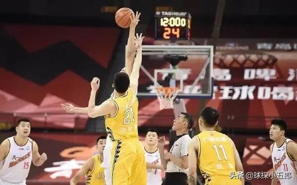 7月16日,广东男篮VS广厦男篮,师徒见面比赛看点如何?杜锋能否拿到二十六连胜?