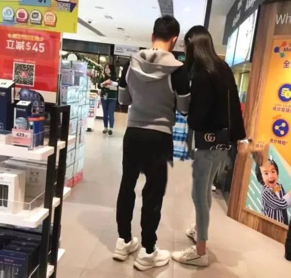 奚梦瑶产后逛街被拍状态良好,豪门的生活有多滋润?