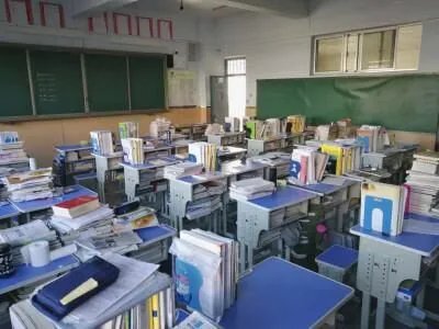 网友热议高三生活里的温柔和浪漫,这些温柔和浪漫都有什么?
