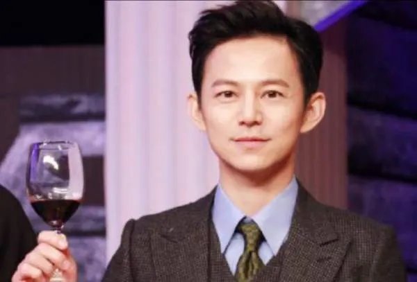 你觉得谁现在是湖南卫视的一哥一姐?为什么?