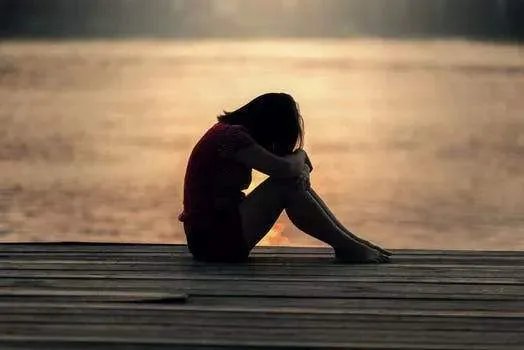 女生说不想理你了怎么回复 女生说不想理你了是什么意思