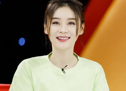袁姗姗情商低再添实锤，造谣张小斐打呼噜，怪不得红不了，你怎么看？