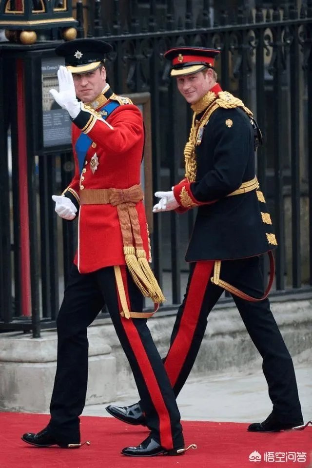 为什么英国王子结婚要穿陆军的礼服?英国陆军不是向议会效忠的吗?
