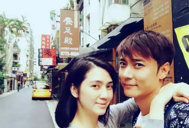 张丹峰与洪欣之间是爱情吗?