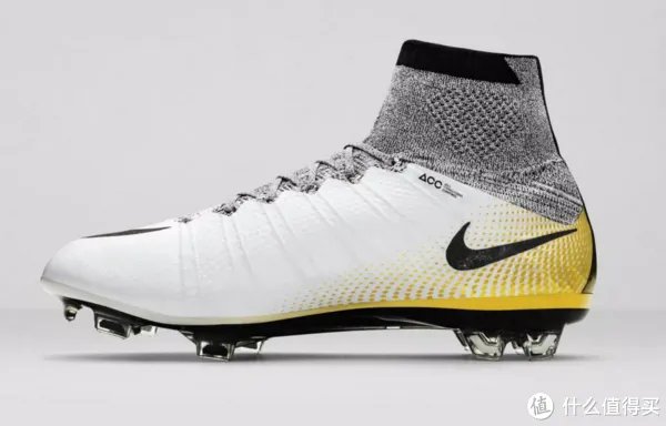 只有天空才是极限:耐克 推出限量版 Mercurial Superfly CR7 324K Gold / Quinhentos 足球鞋