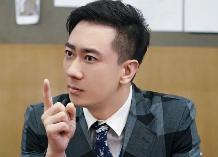 王自健前妻发文称谣言止于智者,她到底有没有家暴王自健?