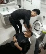 关于「男生自己吹头发技巧」,问问大家怎么看?