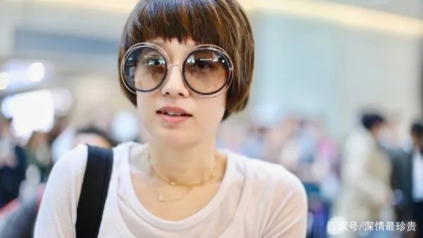 马伊琍卖力宣传,力捧小18岁的绯闻男友,难道她又要重蹈覆辙吗?