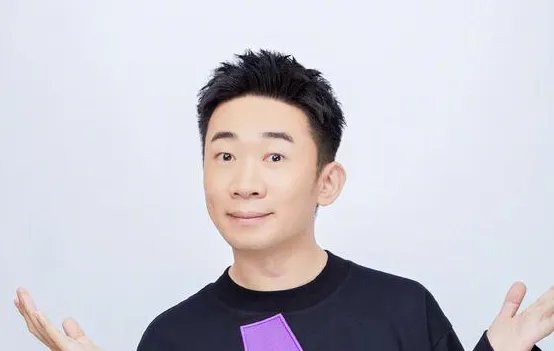 周深和杨迪都道歉了两次,为何《青春环游记》如此让人不解?