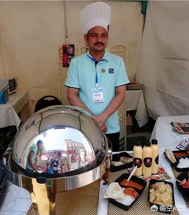 一顿晚餐花40万,一人一顿吃掉5万元,上海近日现天价菜单,对此你怎么看?