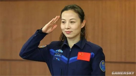 新“太空出差三人组”国庆启航 神舟十三号将有女航天员