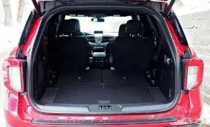 最便宜的七座性能SUV,2020款福特探险者,10AT,5秒破百
