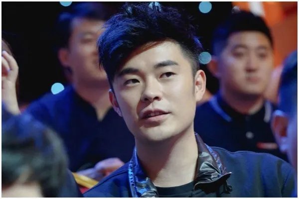 陈赫表演赛打破王思聪100%胜率,陈赫英雄联盟真的比王思聪玩的好吗?
