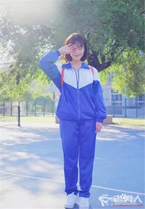 校服怎么穿才好看?
