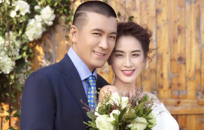 杨子大女儿近照曝光,19岁赶超黄圣依,你怎么看?