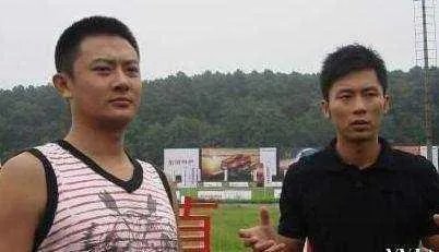 印小天“骗婚门”事件后李晨发出律师函,为什么网友都在喷他?