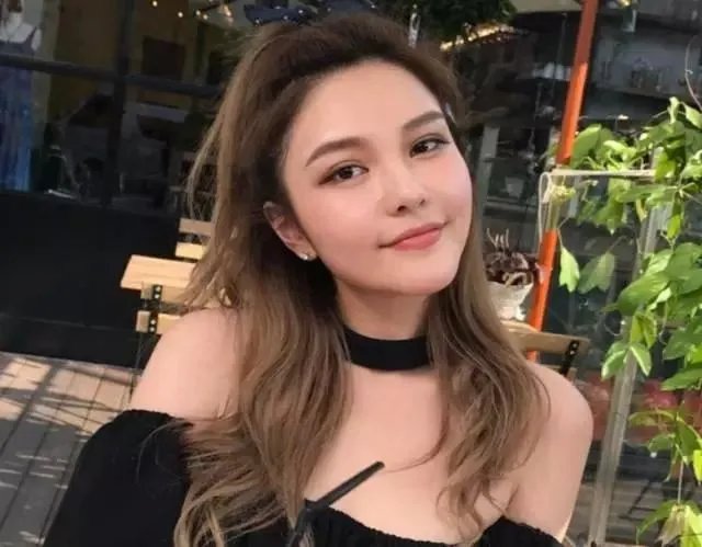 何超莲窦骁为周扬青庆生,都有哪些好友发文表示祝福了呢?