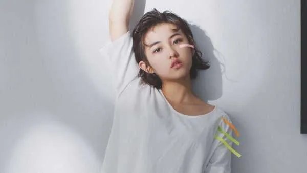张子枫北电艺考第三名,踏入大学后的她会有更好的资源吗?