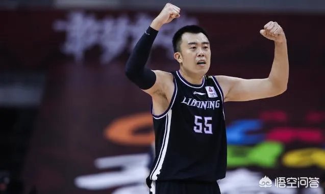 李晓旭受伤后,赵继伟怒砸地板,杨鸣眉头紧锁,为何总经理李洪庆却累到打哈欠?