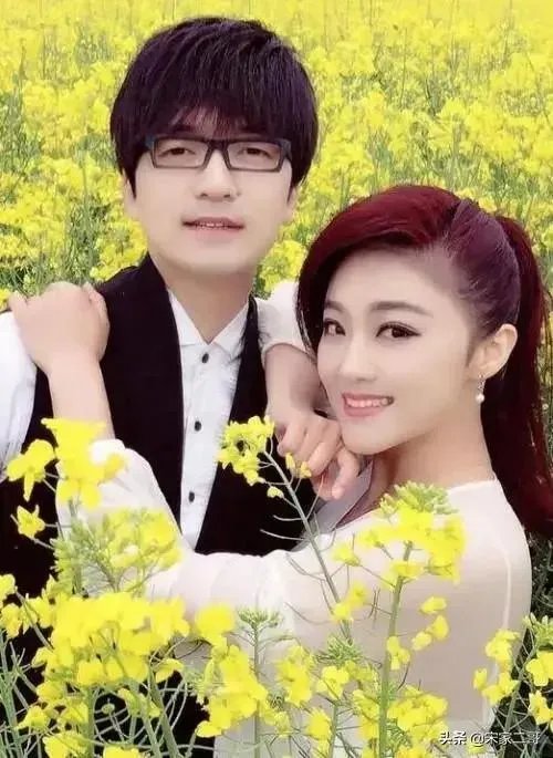感情是靠感动还是靠吸引