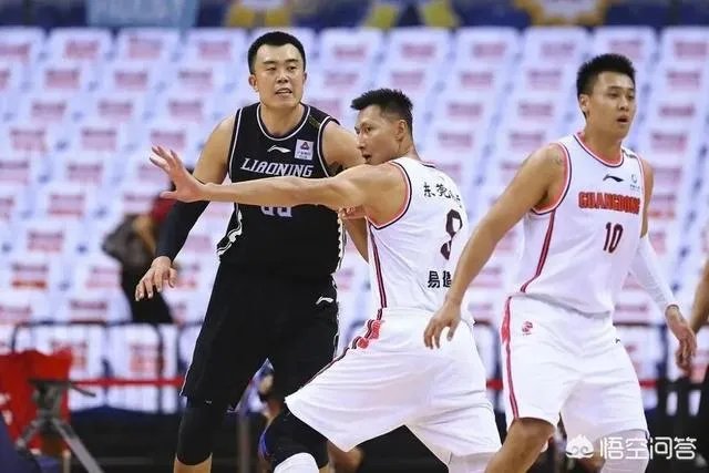 李晓旭受伤后,赵继伟怒砸地板,杨鸣眉头紧锁,为何总经理李洪庆却累到打哈欠?