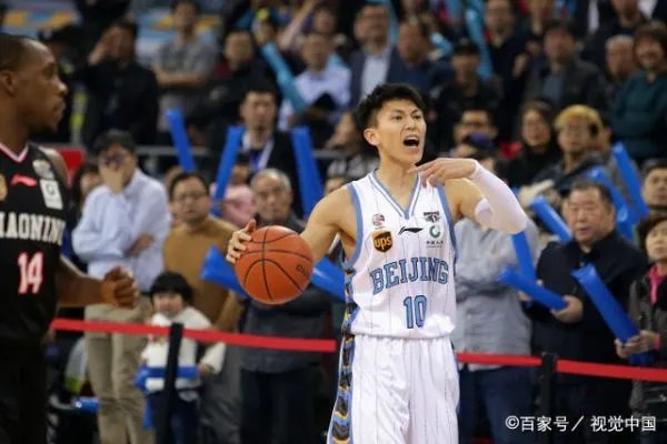 被称为最强高中生的刘晓宇,为何会离开效力9年的广东队?