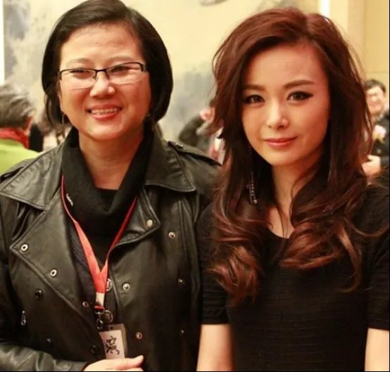 赵立新老婆俞岚照片 赵立新为什么是瑞典籍