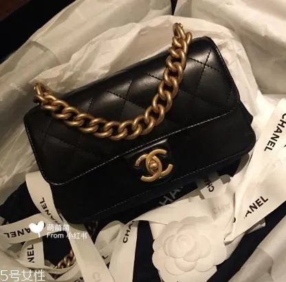 香奈儿包包价格是多少?每个女人都必备的经典款
