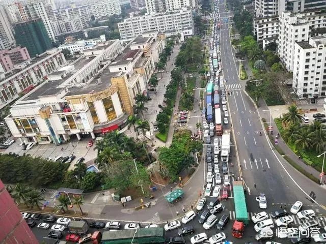 海口大堵车说明了什么?