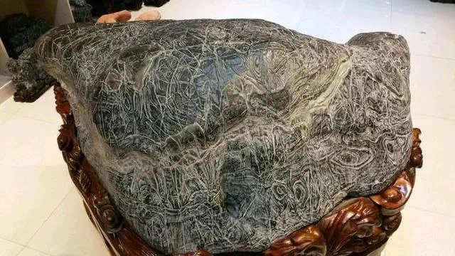 你们喜欢灵璧石嘛?