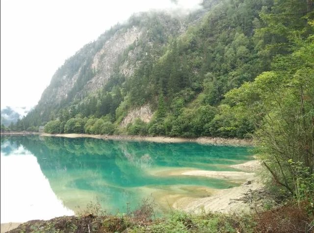 九寨沟地震过后又形成新的景点,你还会去吗?