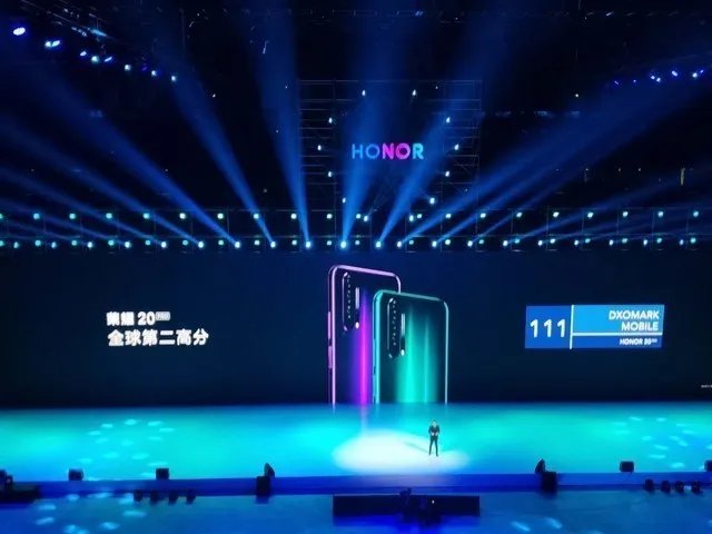 荣耀20系列国内正式发布 DXO高分全球第二